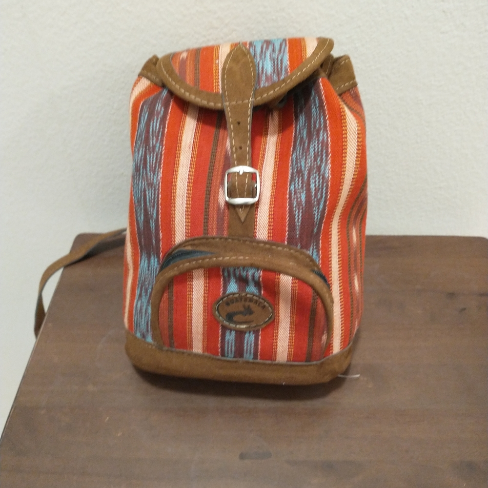 Beautiful Guatemalan woven rucksack backpack !! Excellent condition.
